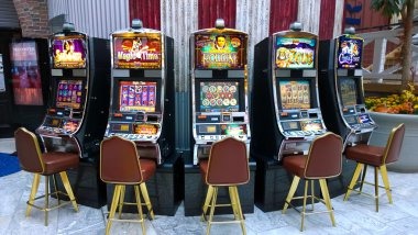 Lightning Roulette betting grid with multiplier values displayed on megawin88 login